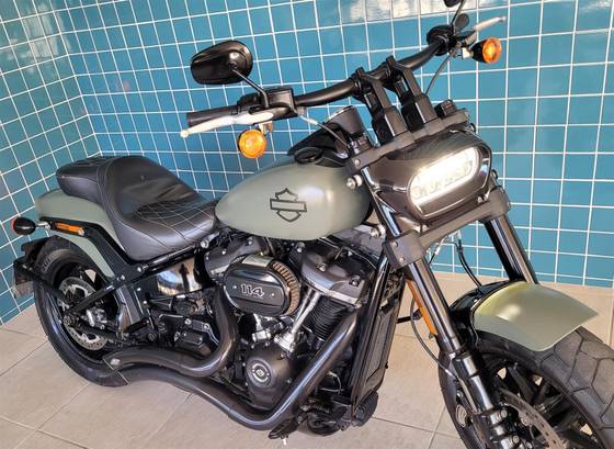 HARLEY-DAVIDSON SOFTAIL FAT BOB 114 